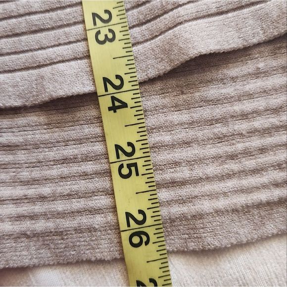 Style Company Sweater Light Tan Womens Size Medium - Picture 14 of 14